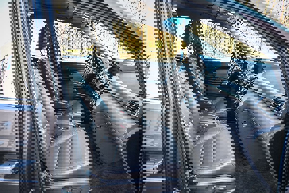 Used 2011 Honda Odyssey EX-L image 18