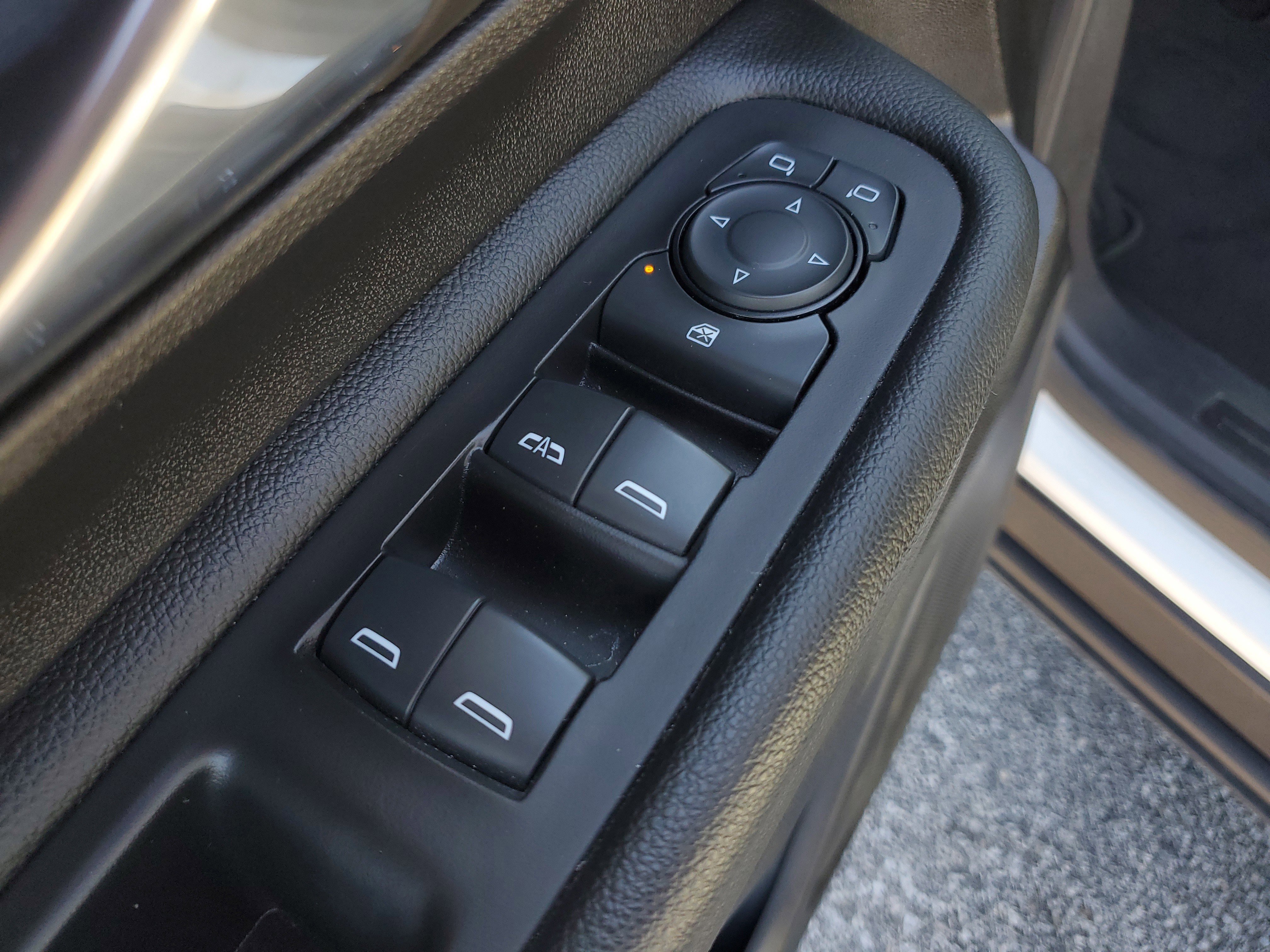Used 2024 GMC Terrain SLT AWD/4WD image 21