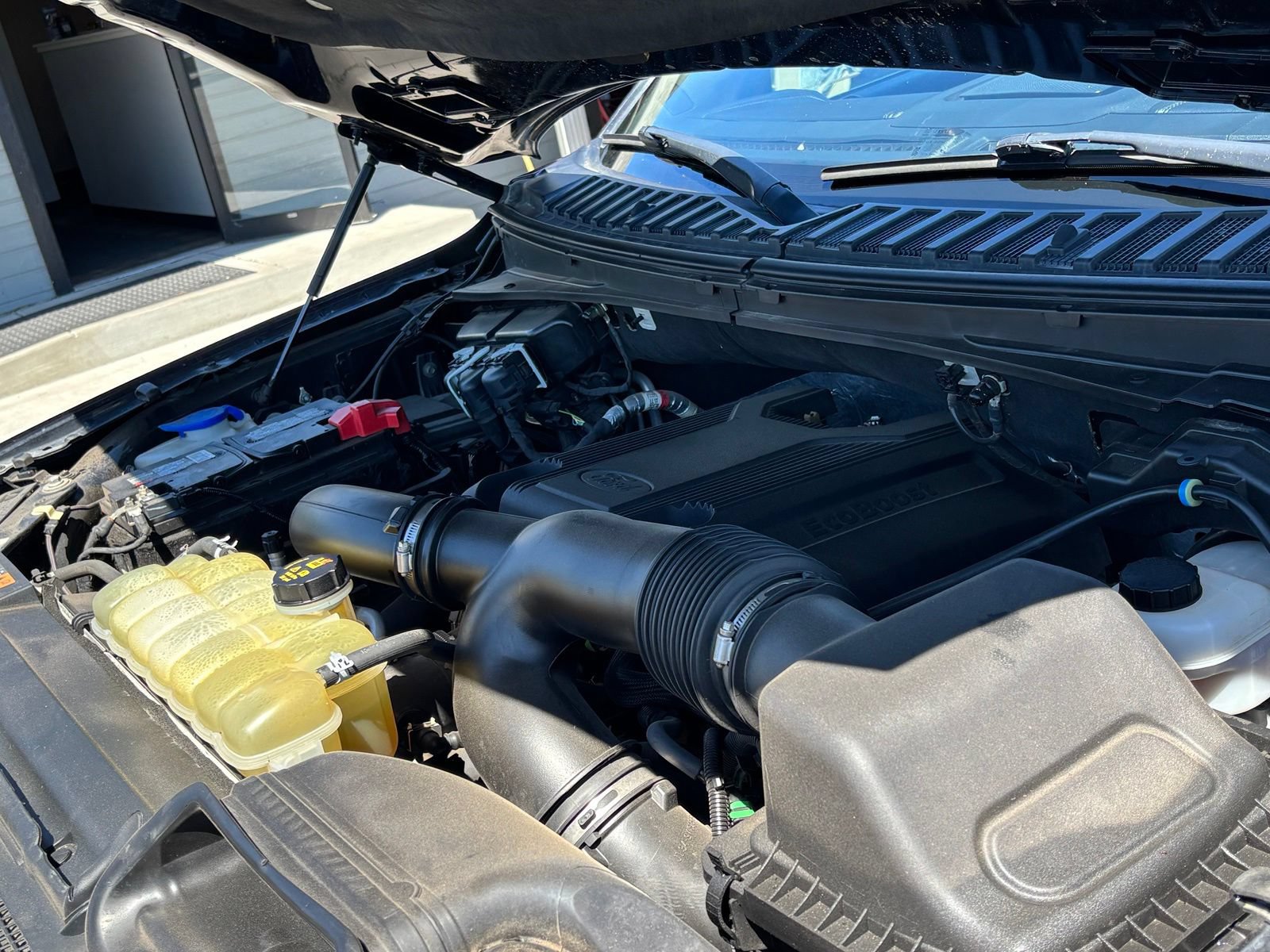 Used 2020 Ford Expedition Limited AWD/4WD image 32