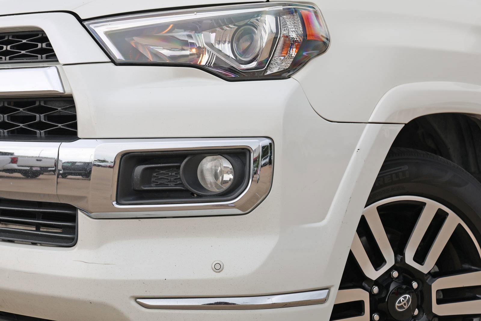Used 2019 Toyota 4Runner Limited AWD/4WD image 11