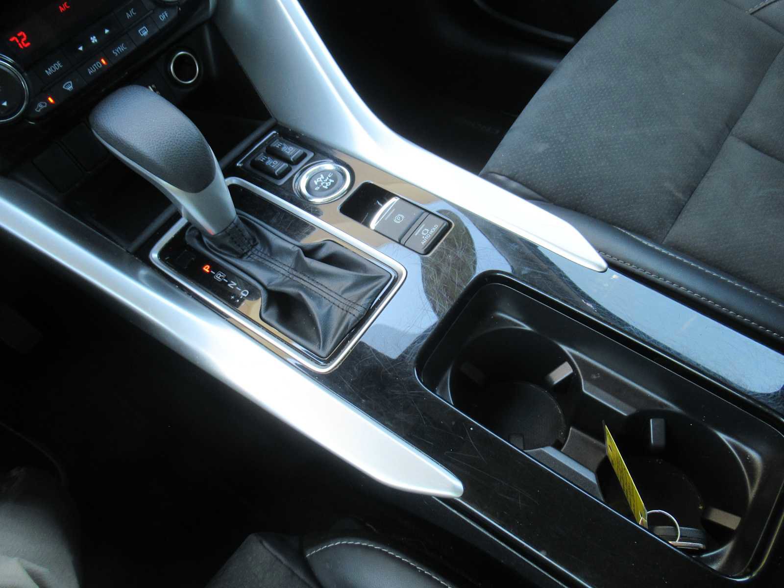 Used 2024 Mitsubishi Eclipse Cross SE image 39