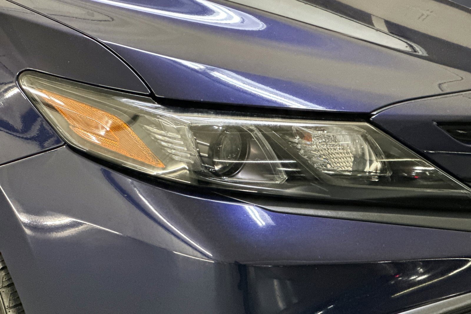 Used 2021 Toyota Camry SE image 10