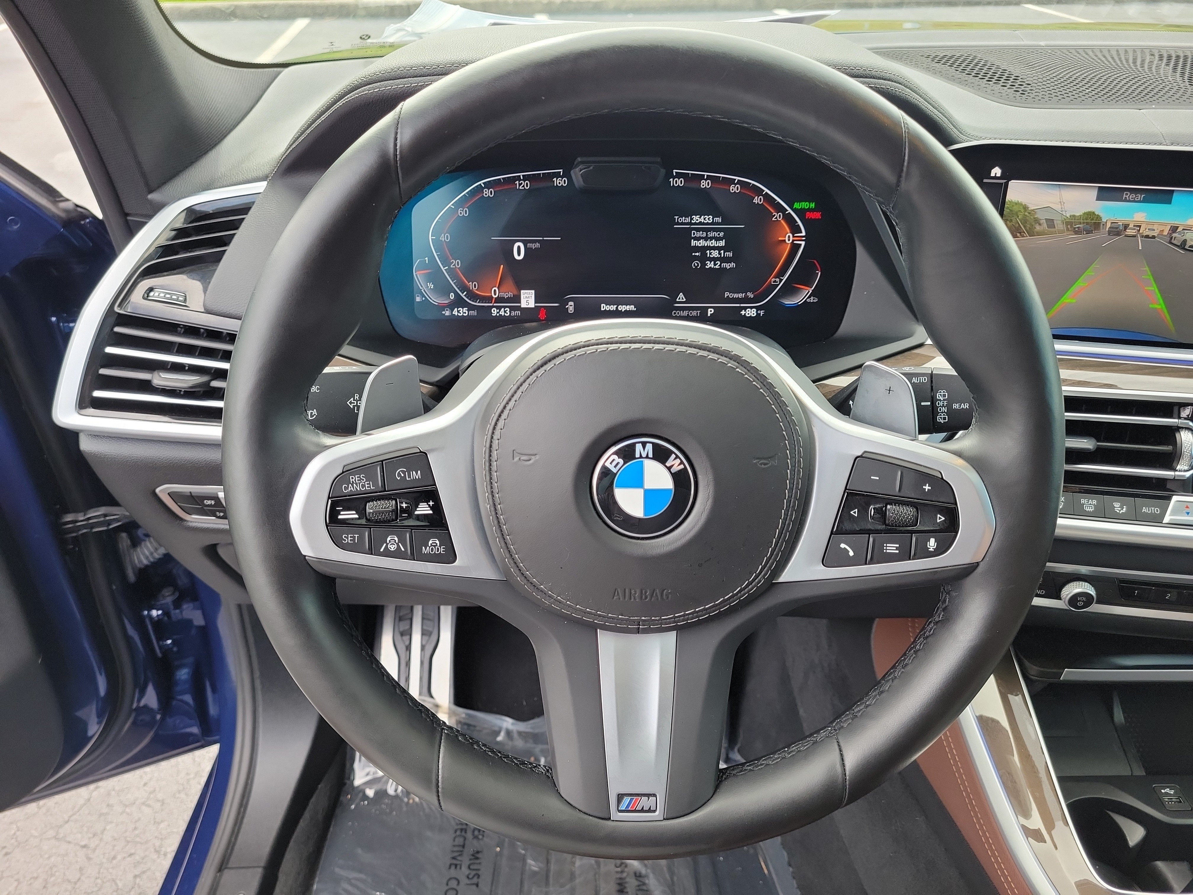 Used 2022 BMW X5 sDrive40i w/ M Sport Package RWD image 28