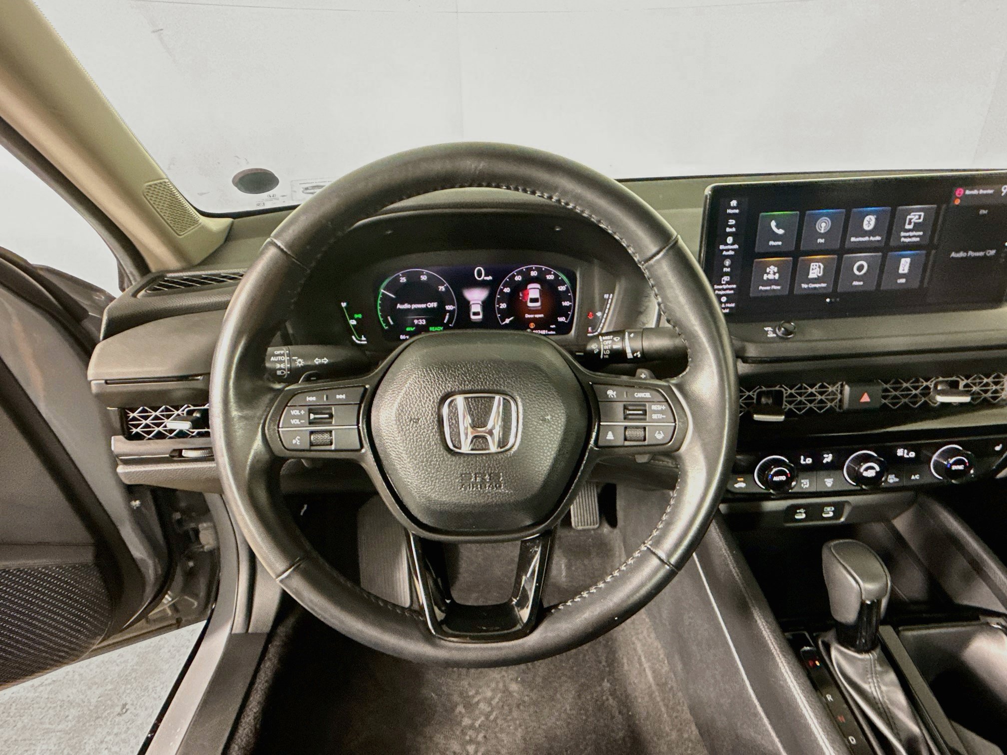 Used 2024 Honda Accord EX-L image 11