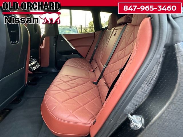 Used 2023 BMW iX xDrive50 w/ Premium Package AWD/4WD image 15