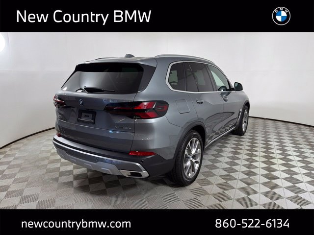 New 2026 BMW X5 xDrive50e w/ Premium Package AWD/4WD image 7