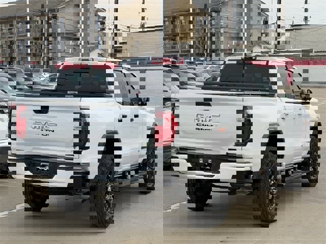 Used 2024 GMC Canyon Elevation w/ Convenience Package image 4