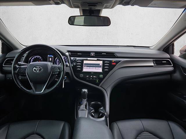 Used 2020 Toyota Camry SE FWD image 10
