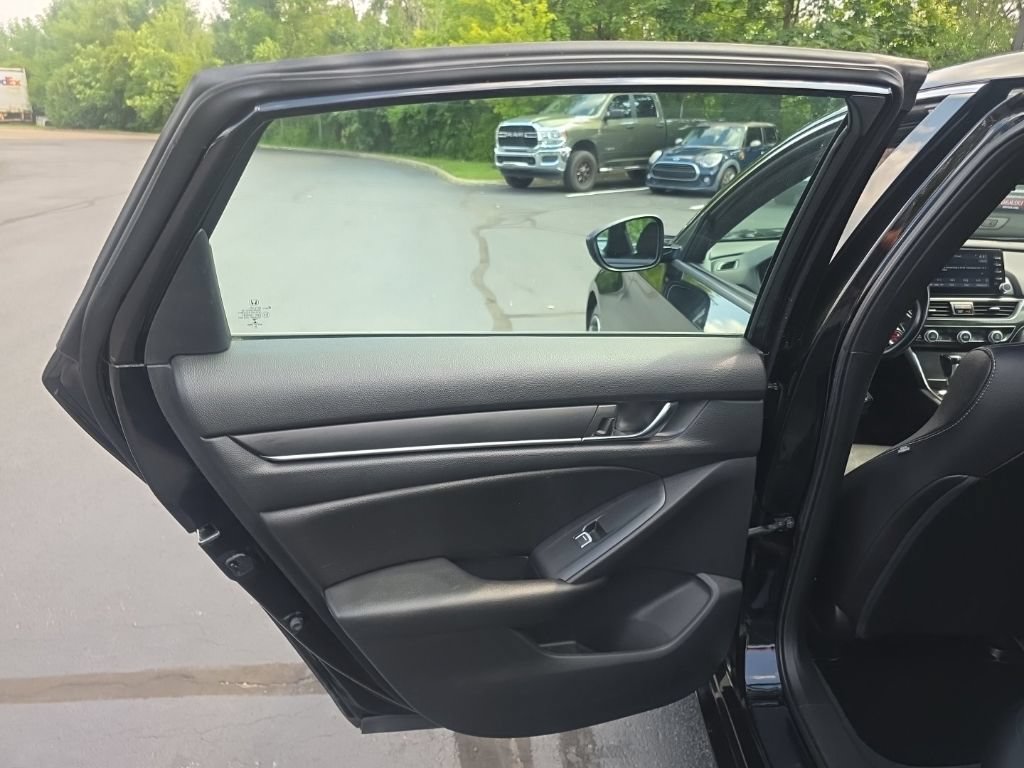 Used 2020 Honda Accord Sport image 21