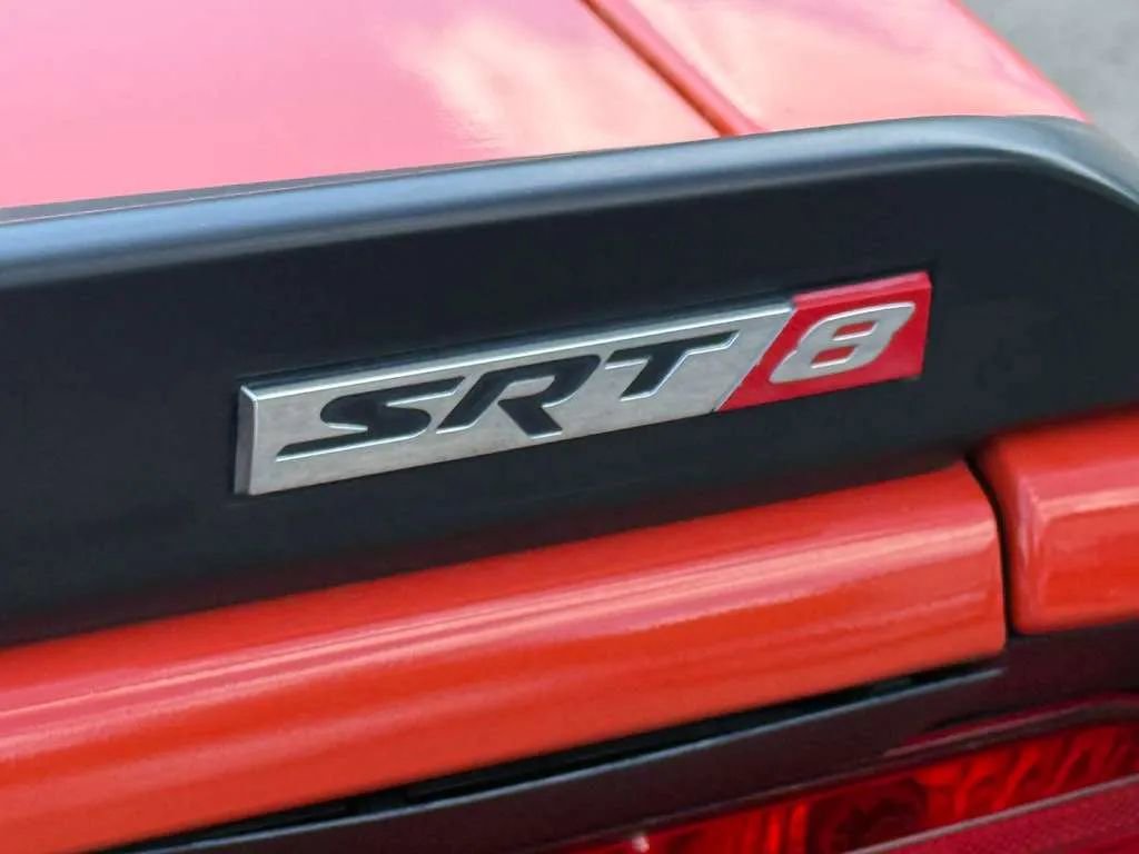 Used 2010 Dodge Challenger SRT8 w/ SRT Option Group II RWD image 11