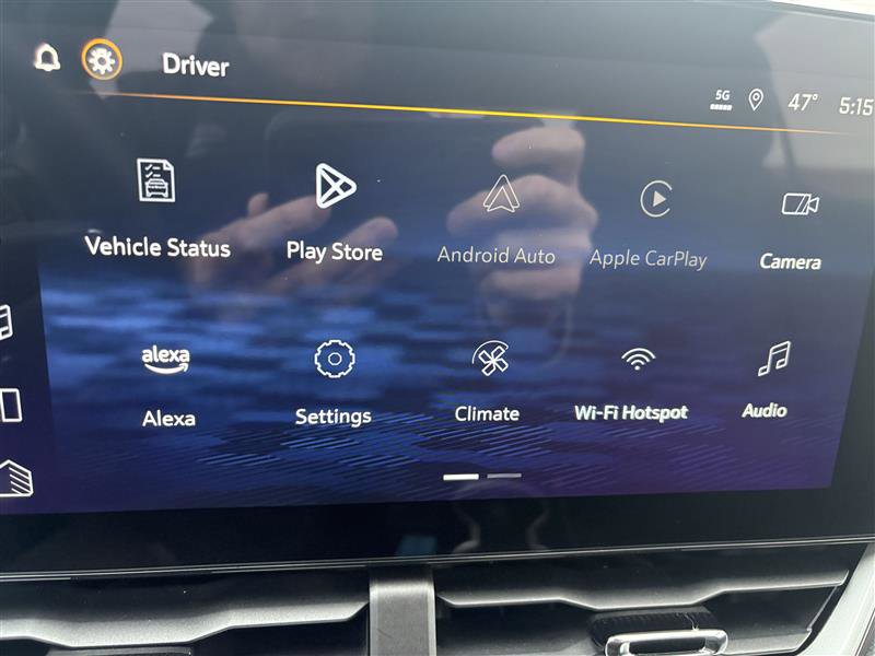 Used 2025 Chevrolet Equinox LT w/ Convenience Package II image 14