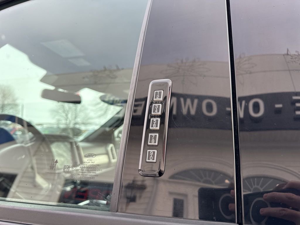 Used 2022 Ford F250 Lariat w/ Tremor Off-Road Package image 11