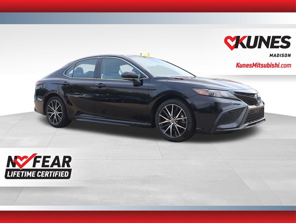 Used 2024 Toyota Camry SE