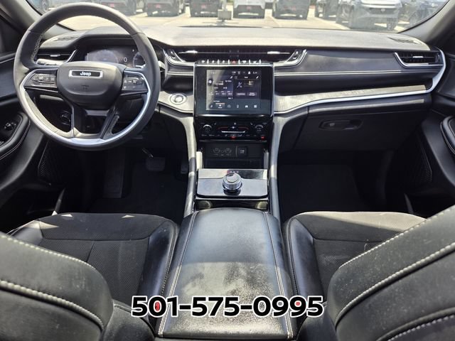 Used 2023 Jeep Grand Cherokee L Laredo AWD/4WD image 14