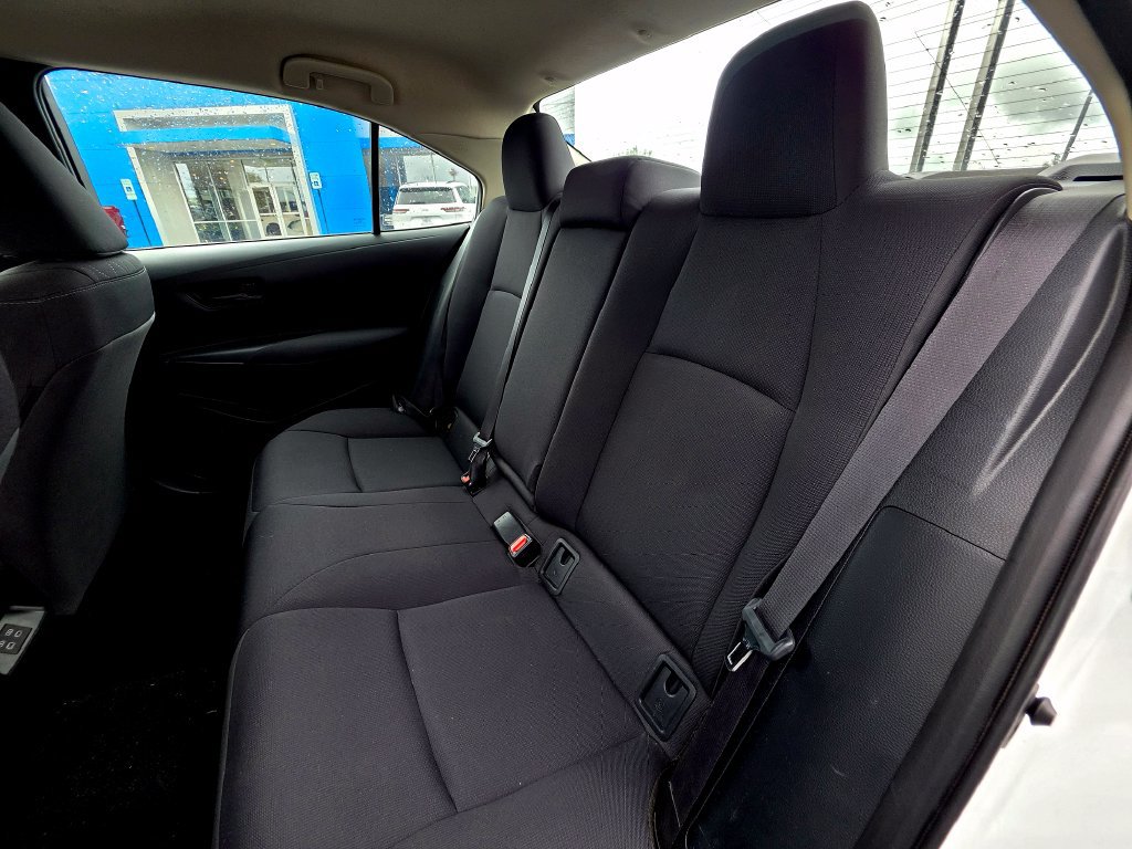 Used 2025 Toyota Corolla LE FWD image 34