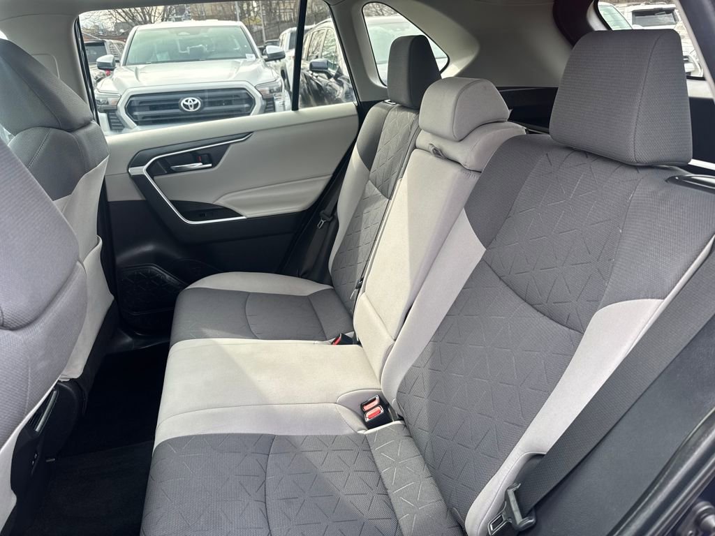 Used 2023 Toyota RAV4 XLE w/ Convenience Package image 35