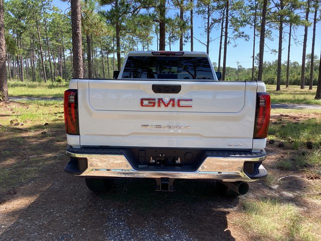 New 2025 GMC Sierra 3500 SLT w/ SLT Premium Package image 4