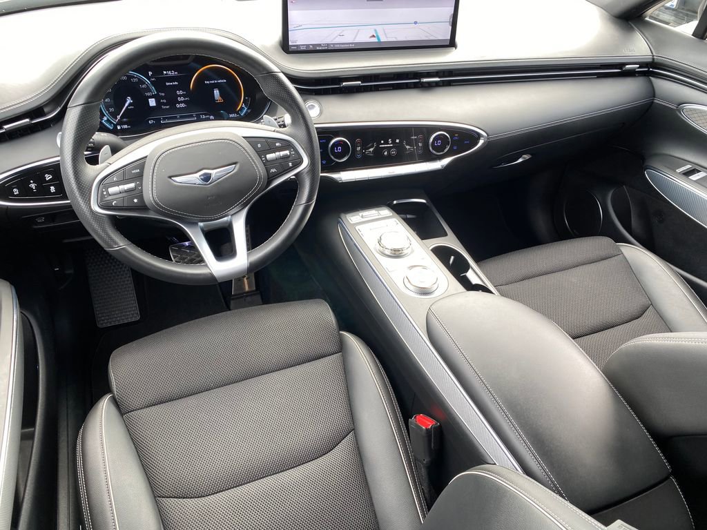 Certified 2023 Genesis GV70 2.5T w/ Sport Prestige Package image 30
