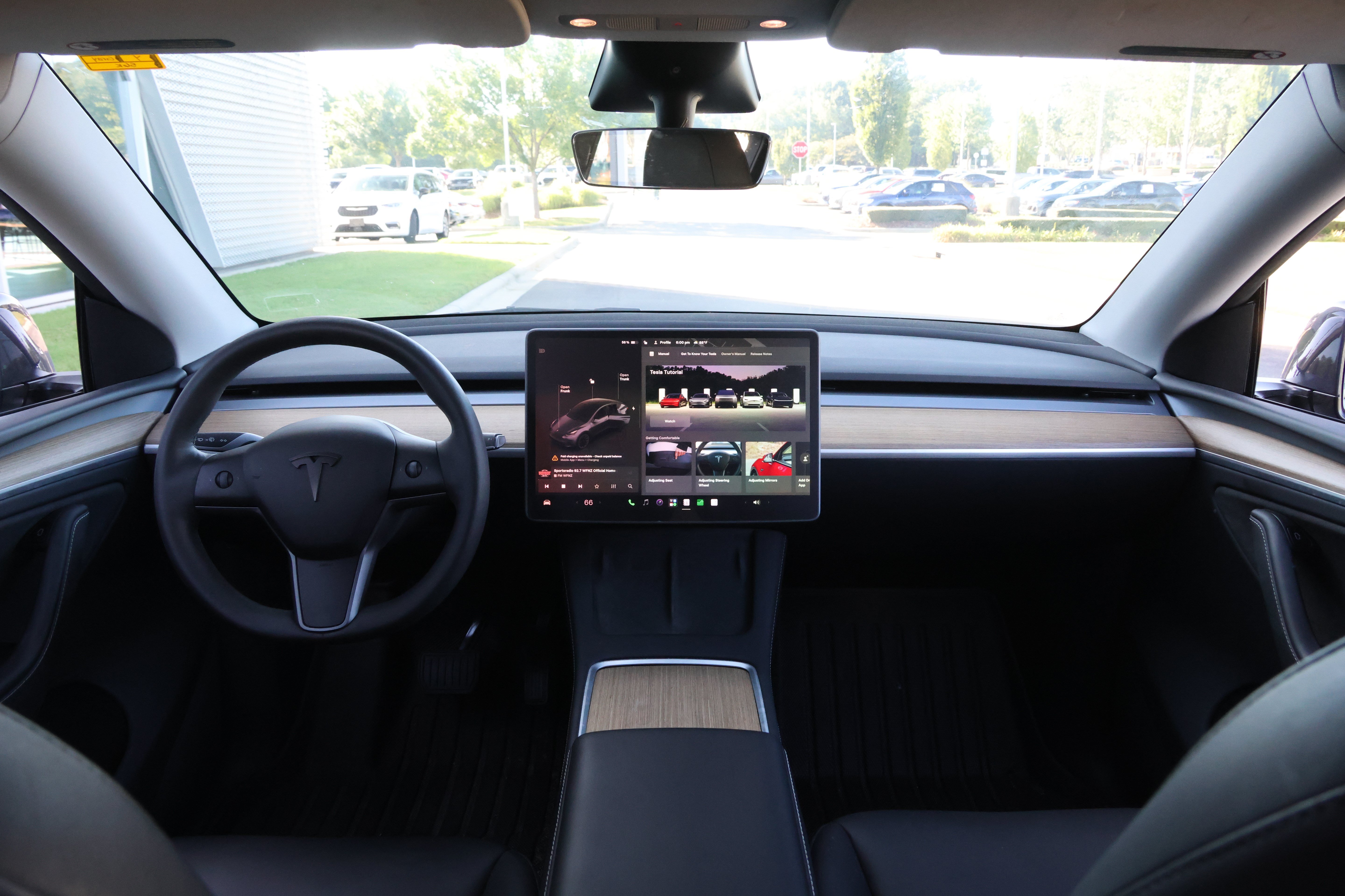 Used 2023 Tesla Model Y AWD image 15