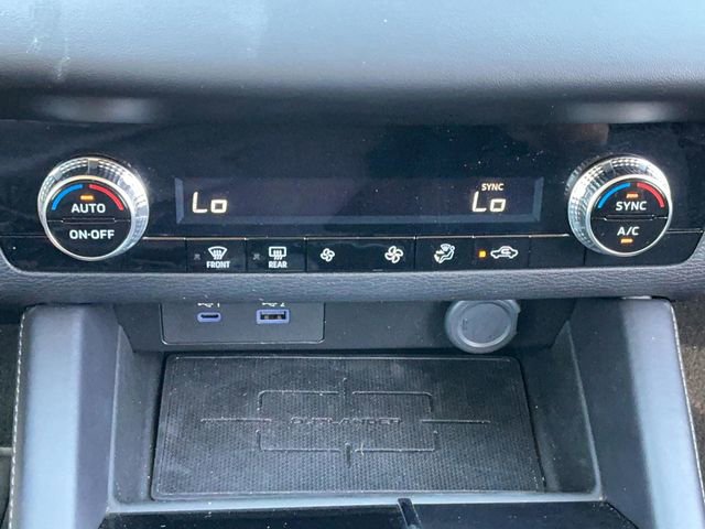 Used 2024 Mitsubishi Outlander ES image 20