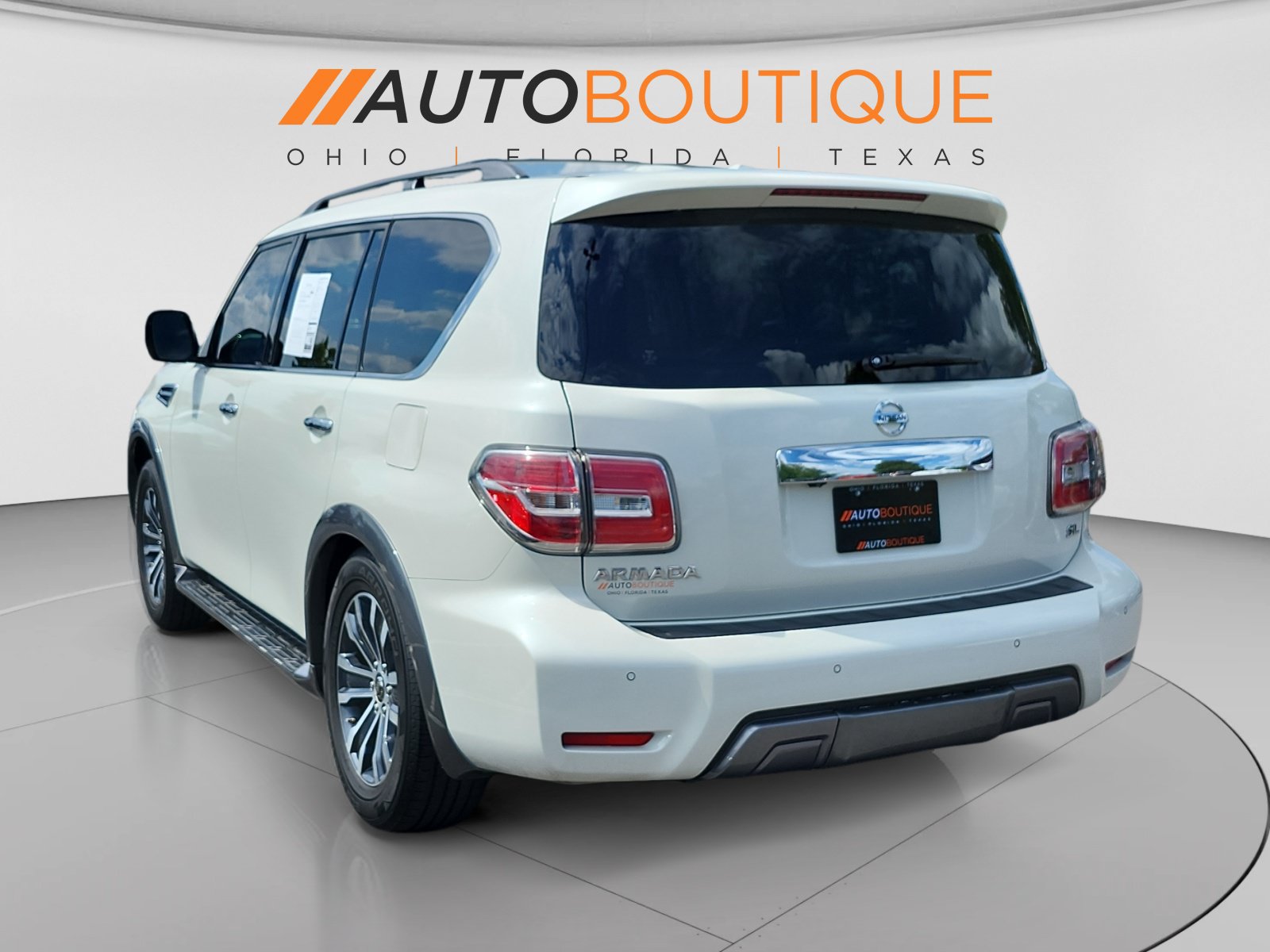 Used 2020 Nissan Armada SL w/ Premium Package RWD image 3