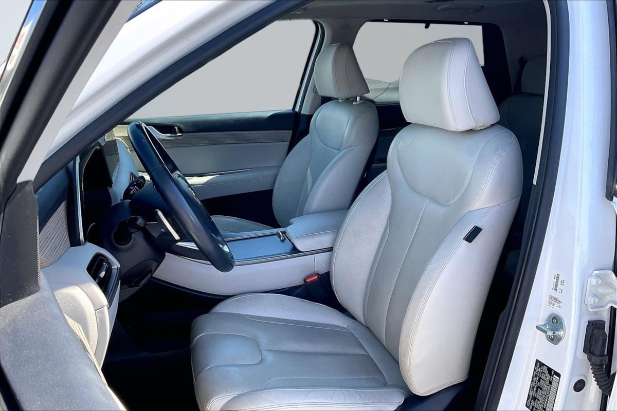 Used 2020 Hyundai Palisade SEL w/ Premium Package FWD image 25