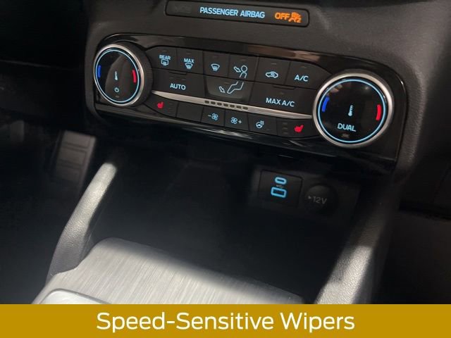 Used 2022 Ford Escape SE w/ SE Sport Appearance Package AWD/4WD image 36