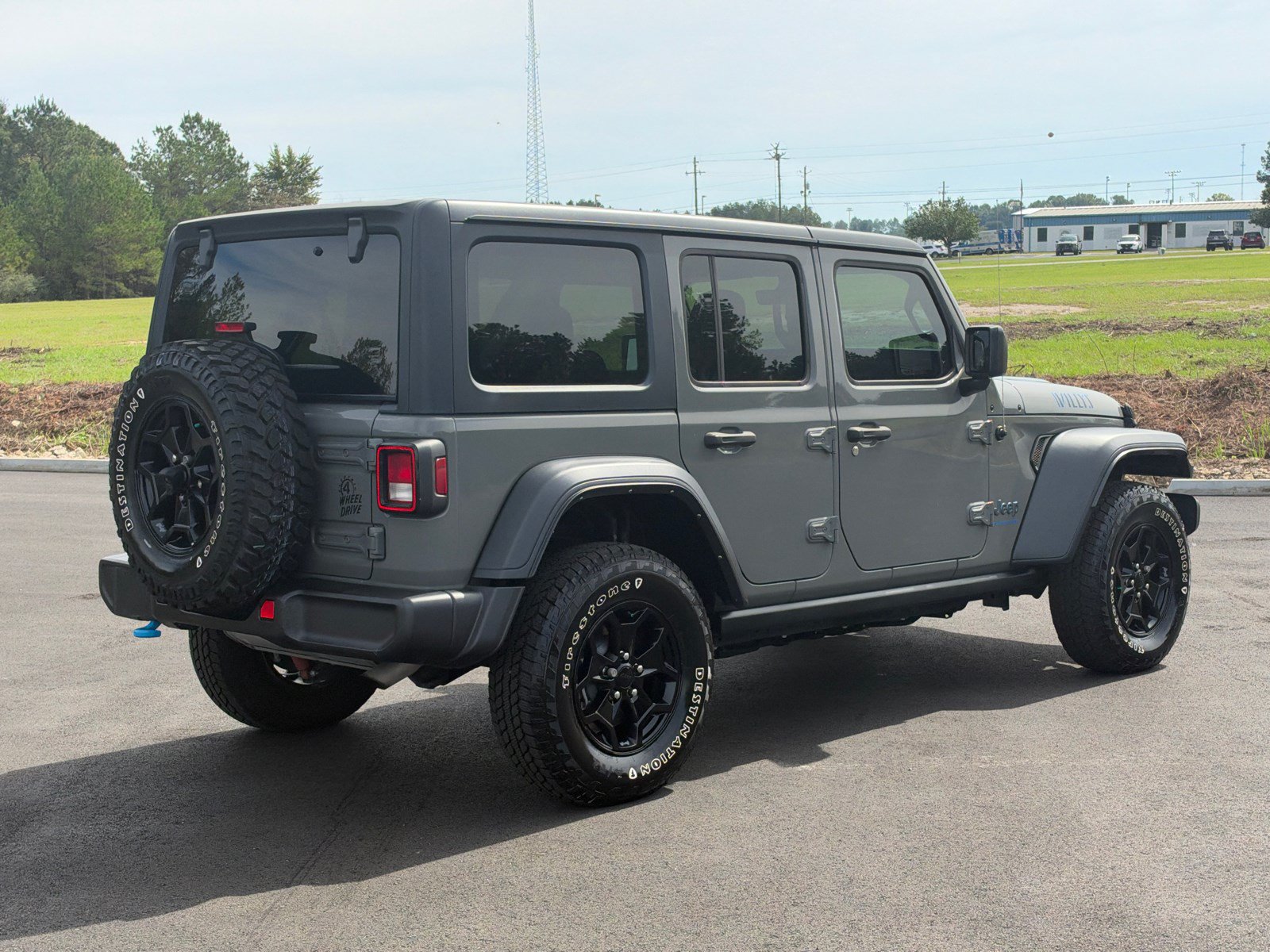 Used 2023 Jeep Wrangler Unlimited w/ 8.4" Radio Group AWD/4WD image 5