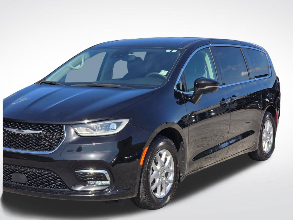 Used 2024 Chrysler Pacifica Touring-L FWD image 51