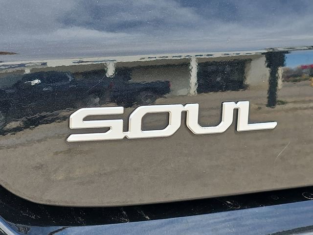 Used 2024 Kia Soul LX w/ Option Group 015 image 10