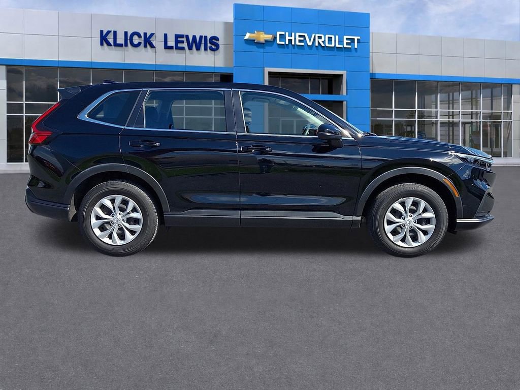 Used 2023 Honda CR-V LX image 9