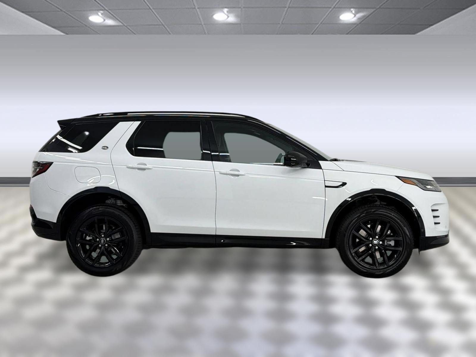 New 2026 Land Rover Discovery Sport Landmark AWD/4WD image 8