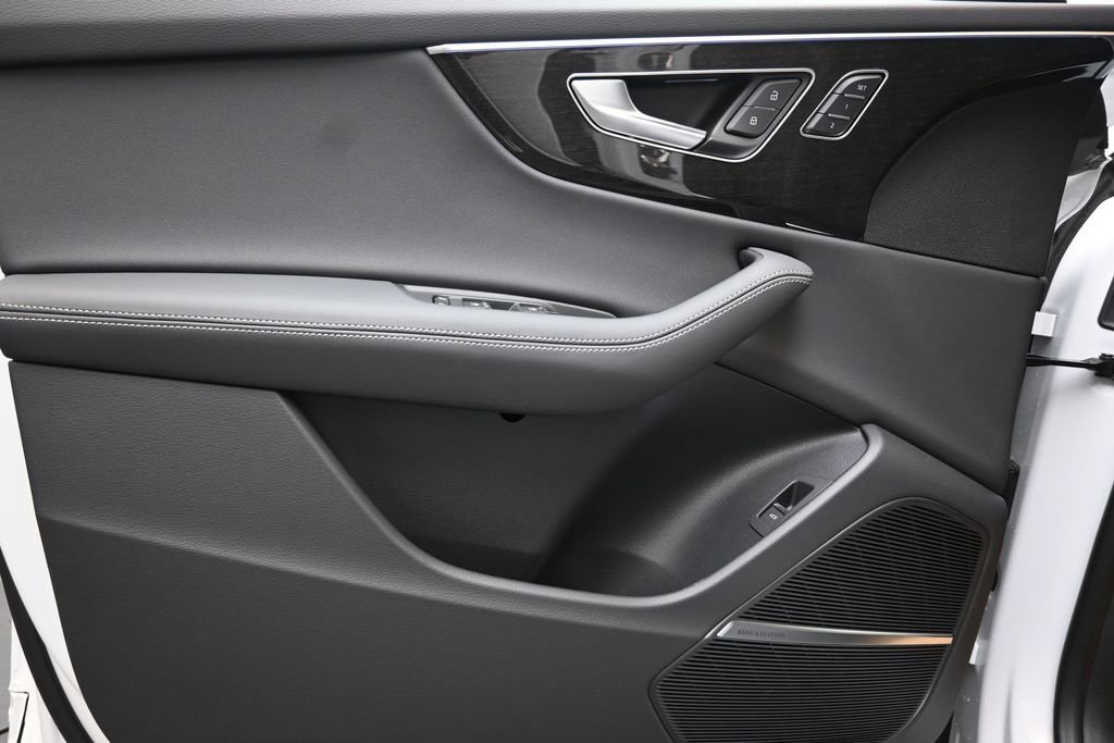 New 2026 Audi Q8 Premium Plus AWD/4WD image 23