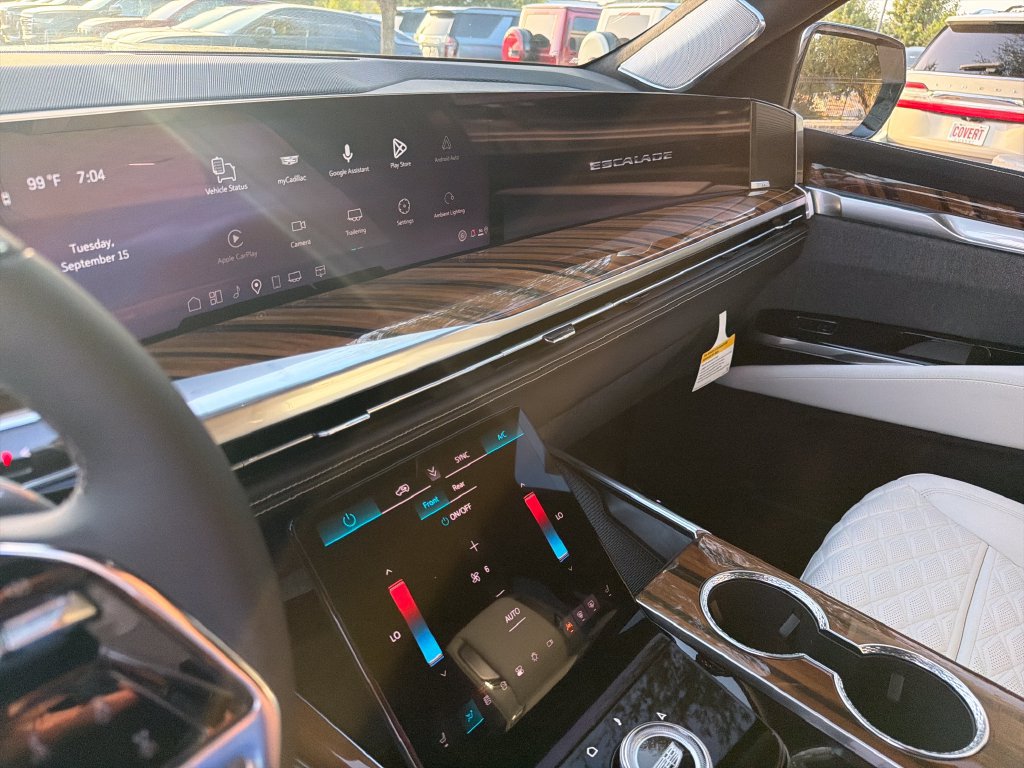 New 2026 Cadillac Escalade ESV Platinum Luxury w/ LPO, Floor Liner Package AWD/4WD image 23
