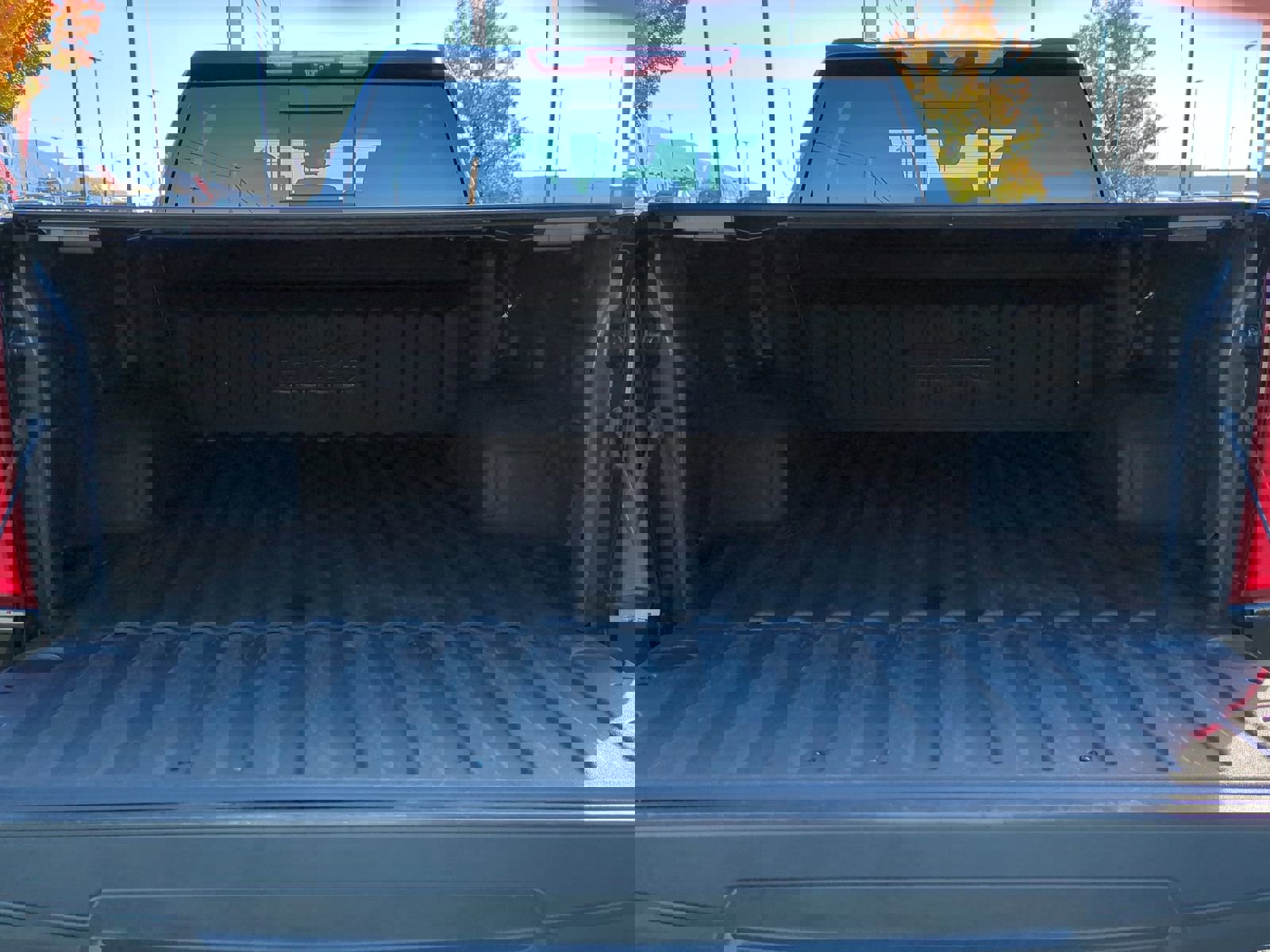 Used 2023 Chevrolet Silverado 1500 High Country w/ High Country Premium Package image 32