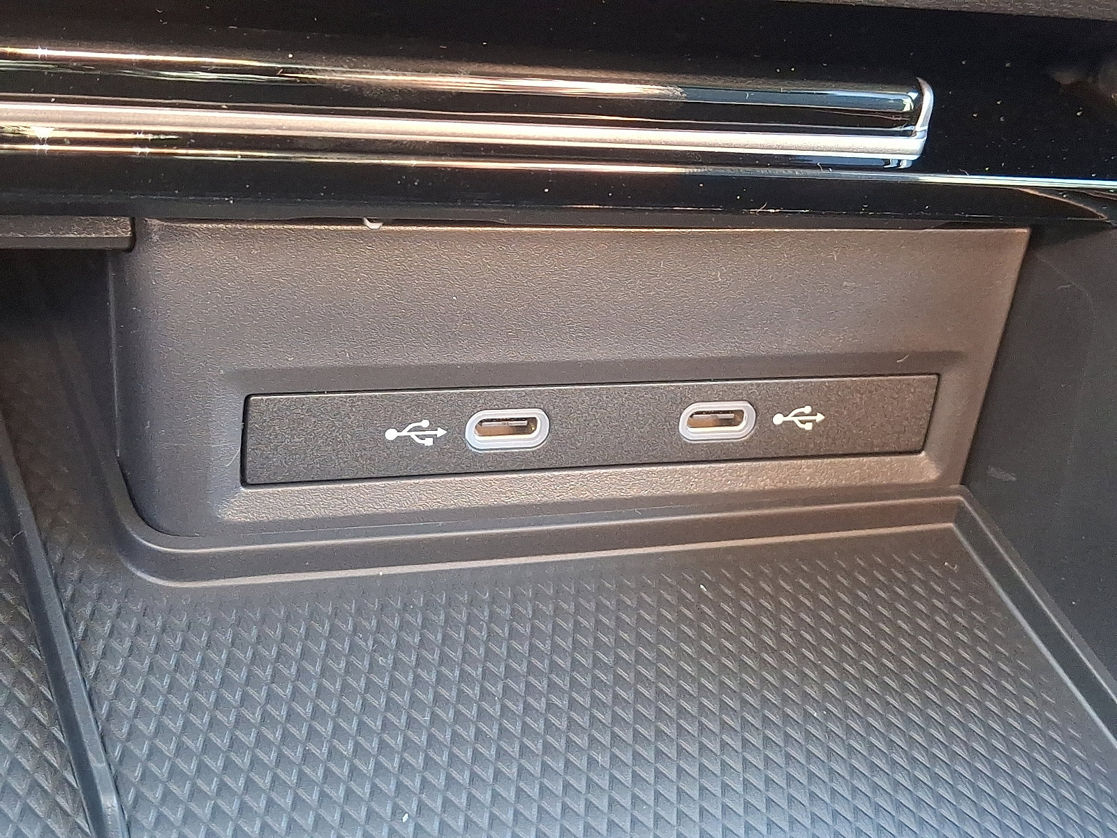 New 2026 Volkswagen Atlas SE image 15