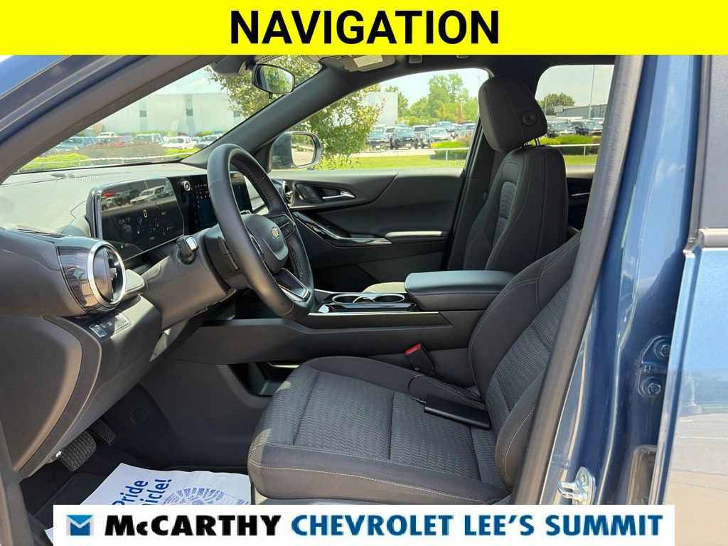 Used 2025 Chevrolet Equinox LT FWD image 44
