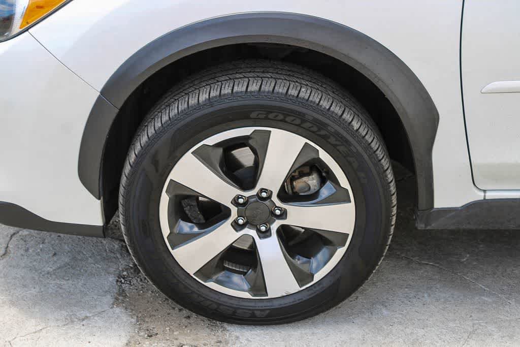 Used 2015 Subaru Crosstrek Touring AWD/4WD image 5