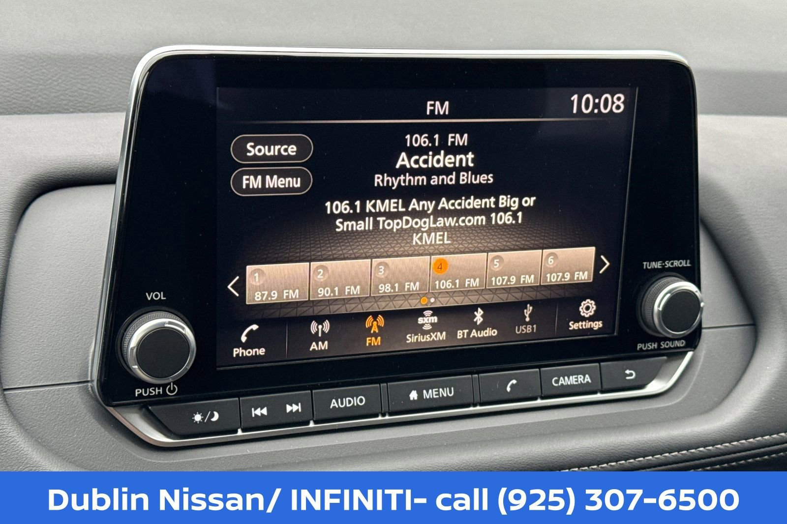 New 2026 Nissan Rogue SV FWD image 22