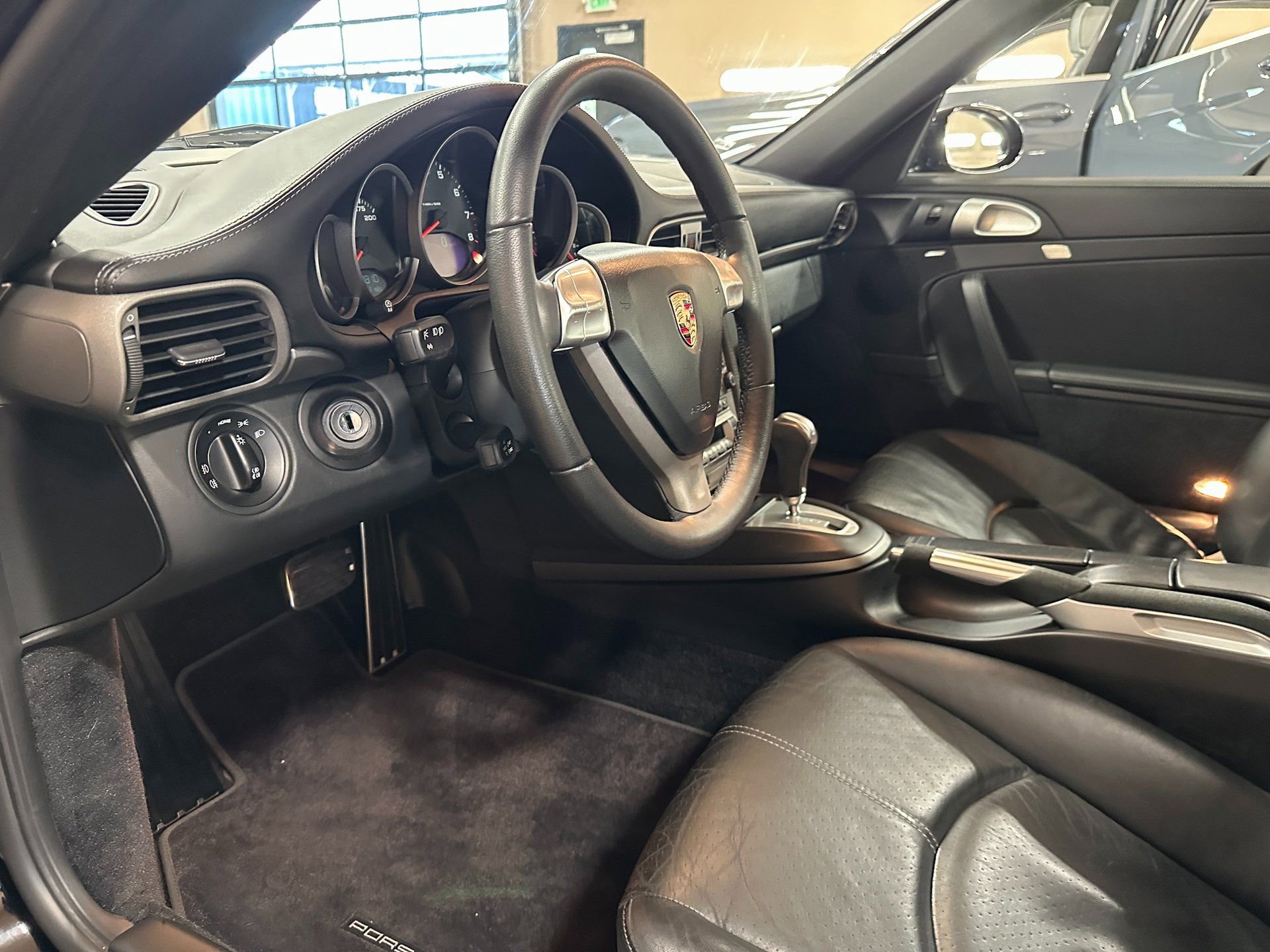 Used 2008 Porsche 911 Carrera image 29