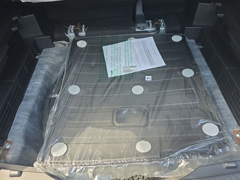 Used 2025 Nissan Rogue SV image 32