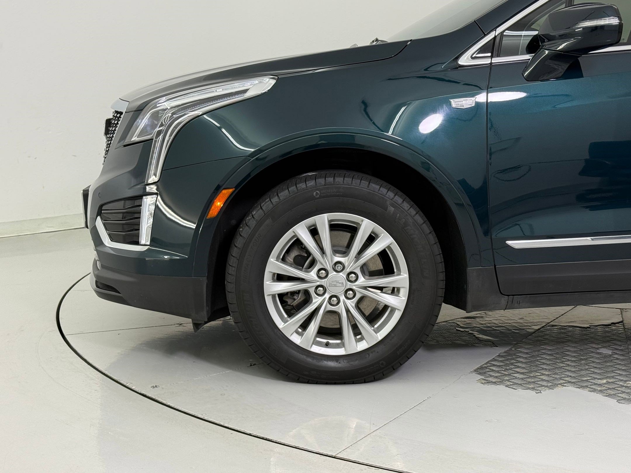Used 2024 Cadillac XT5 Luxury image 23