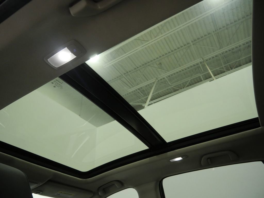 Used 2020 Acura RDX FWD image 4