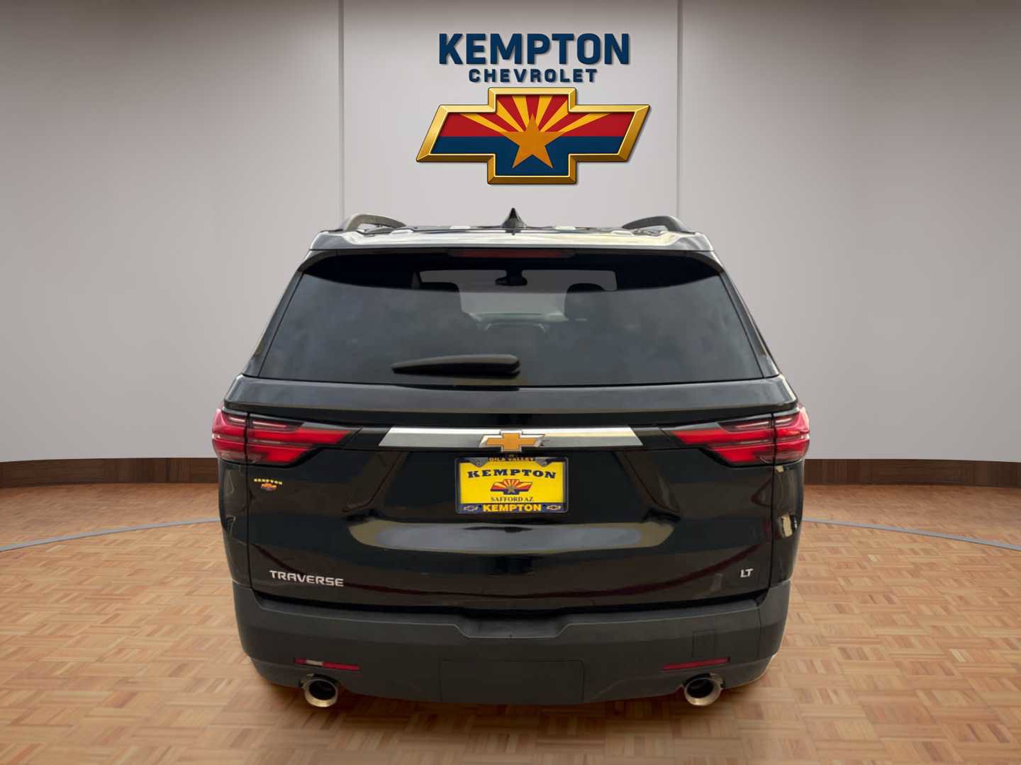 Used 2023 Chevrolet Traverse LT FWD image 5