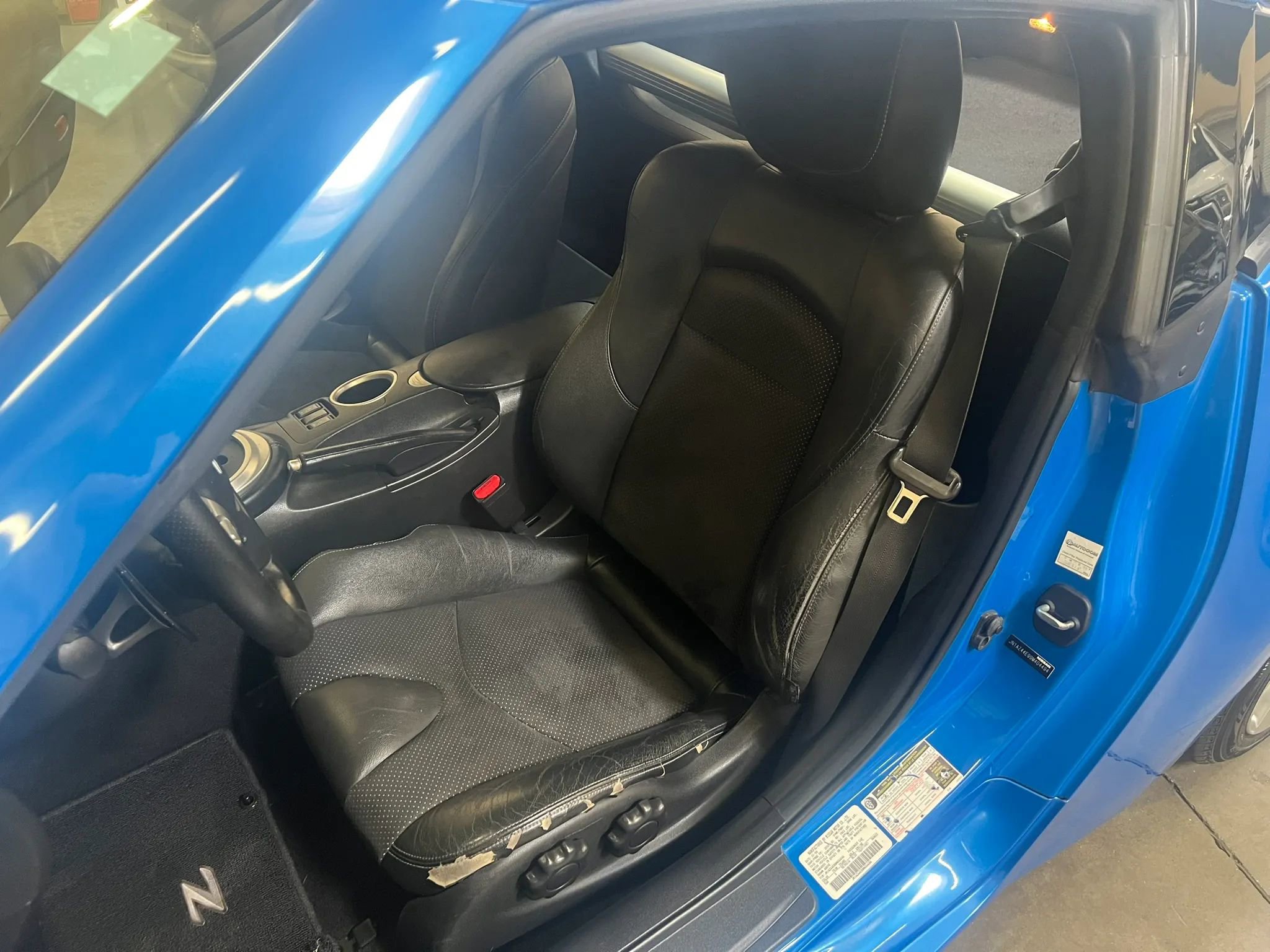 Used 2009 Nissan 370Z Touring image 11