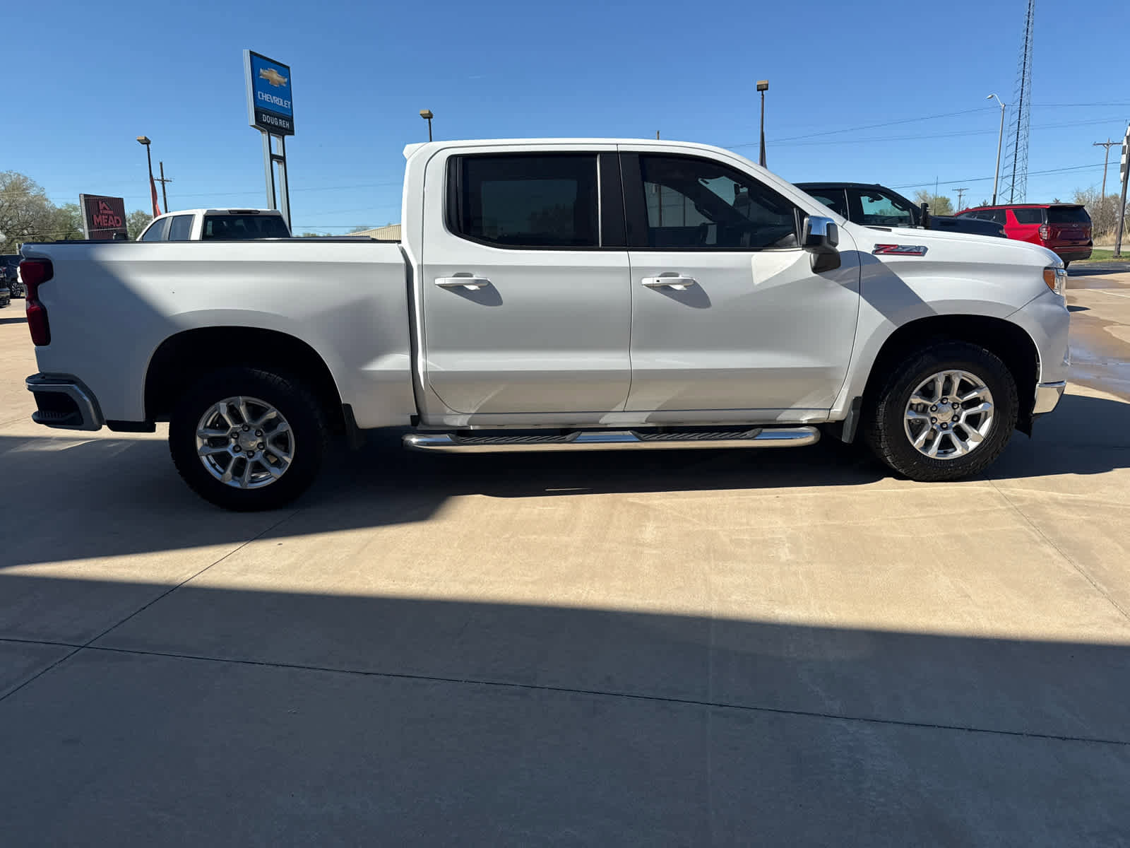 Used 2022 Chevrolet Silverado 1500 LT image 5
