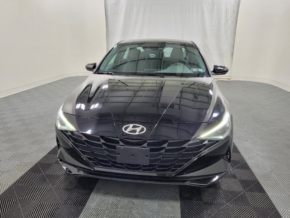 Used 2023 Hyundai Elantra SEL w/ Winter Weather Package FWD image 15