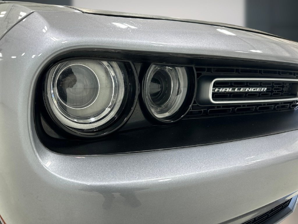 Used 2018 Dodge Challenger R/T Plus RWD image 11