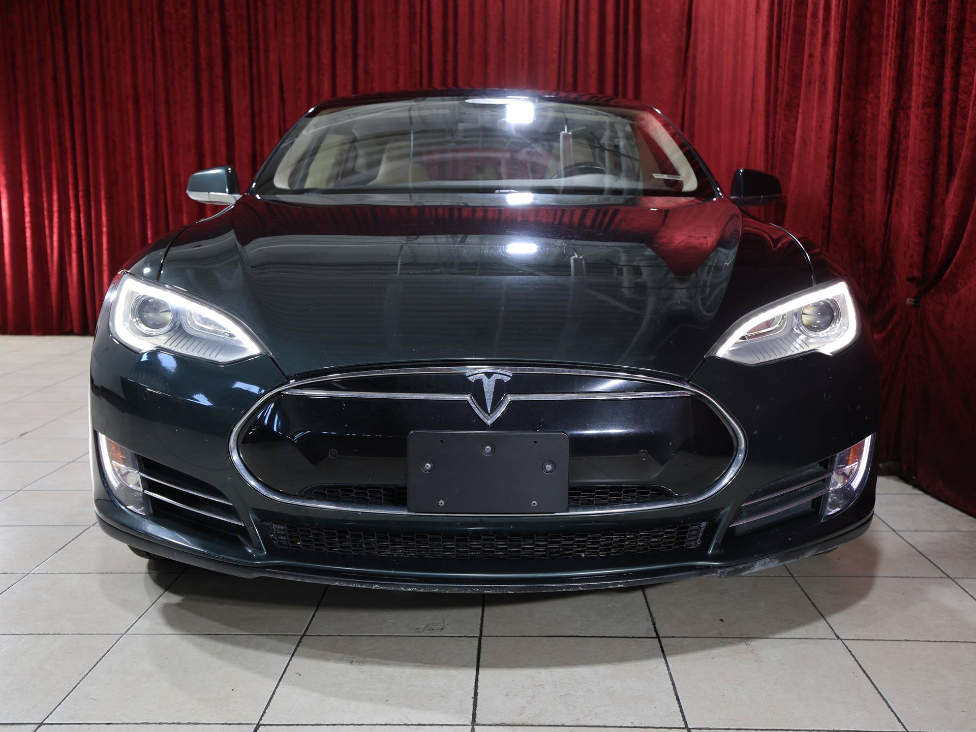 Used 2014 Tesla Model S 85 RWD image 9