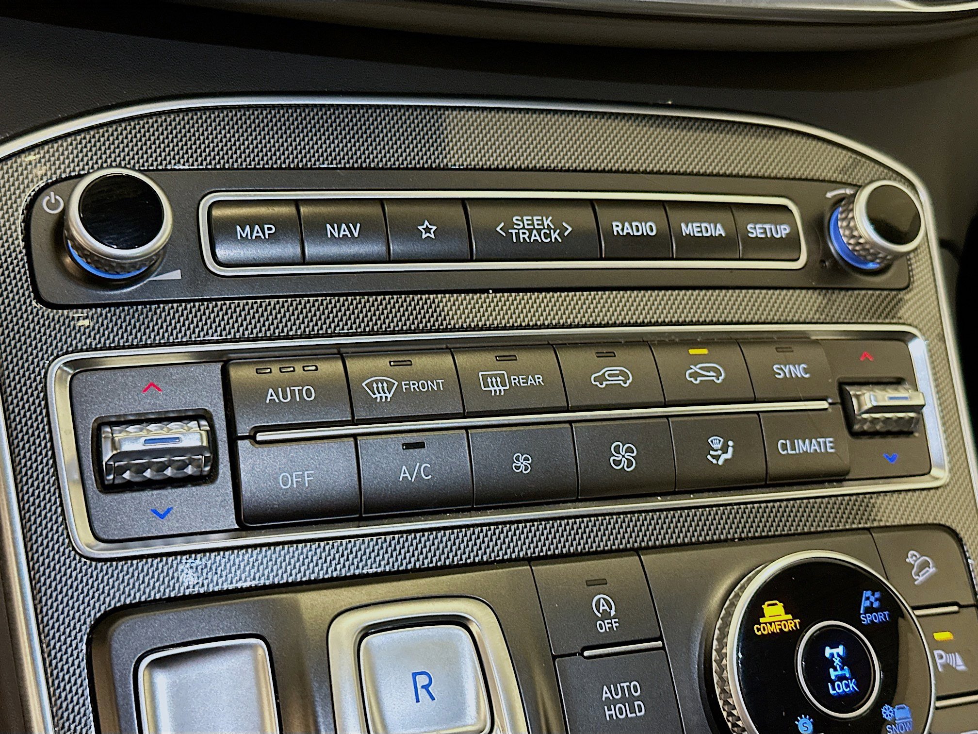 Used 2023 Hyundai Santa Fe Limited image 24